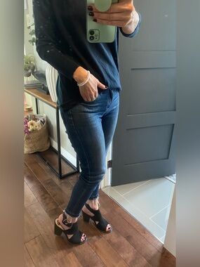 Fergalicious summer open toe heal shoes
